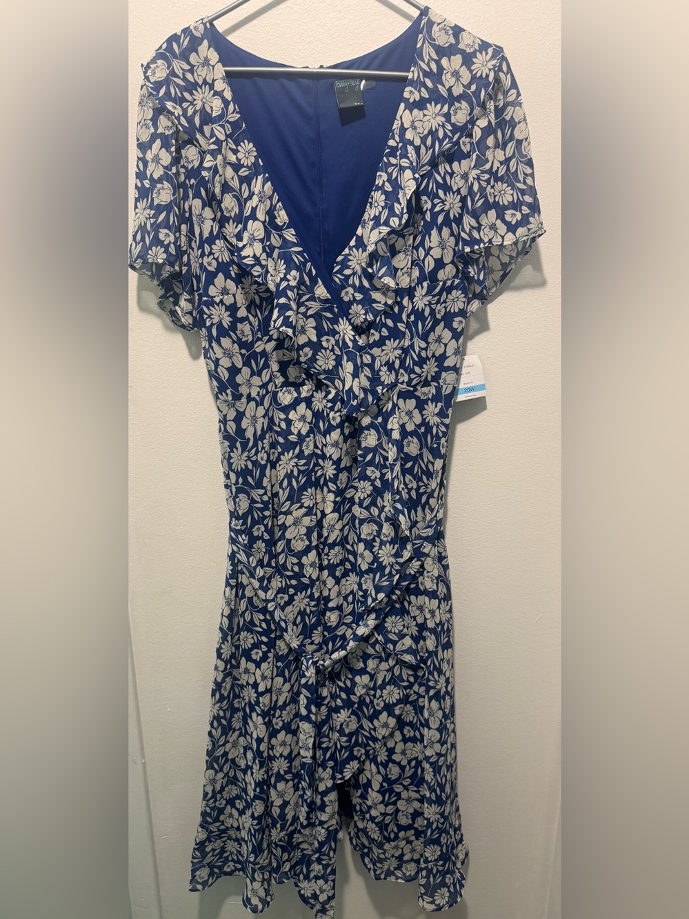 NWT Gabby Skye Blue Floral Midi Dress - Women's - Picture 2 of 8